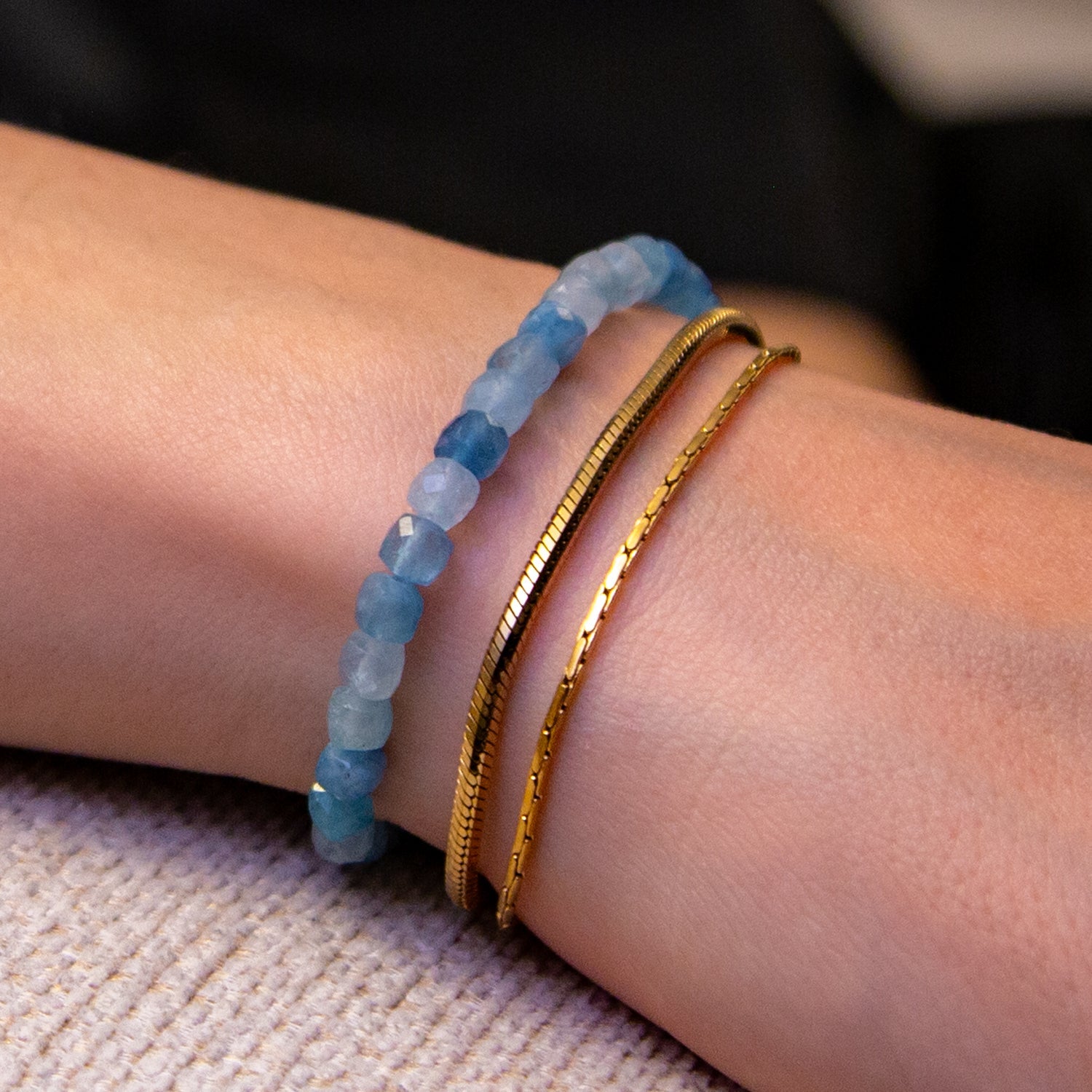 AQUAMARINE CUBE ARMBAND FACETTIERT 4MM - SET 2 DAMEN - BONES & BUDDHAS