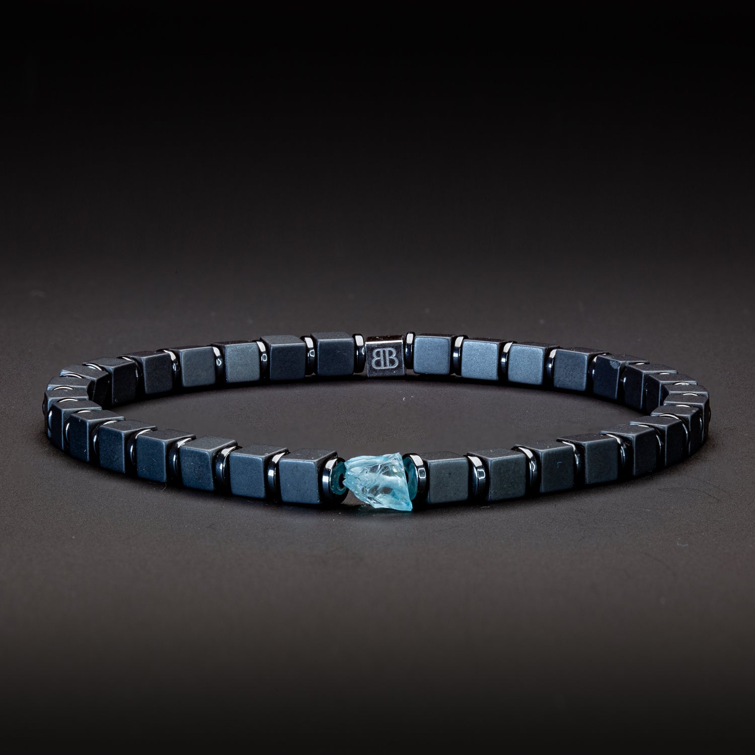 Blauer Topaz und Hämatit matt Armband 4mm- Dezember Birthstone - BONES & BUDDHAS