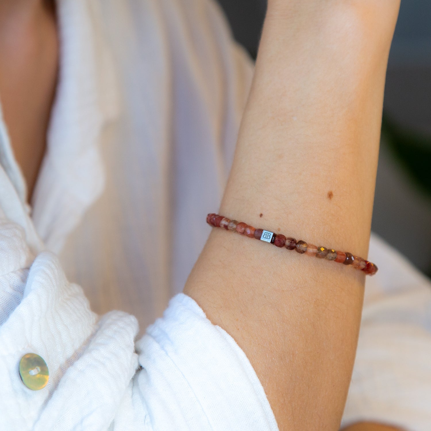 Labradorit Cube Armband facettiert 4 mm - BONES & BUDDHAS