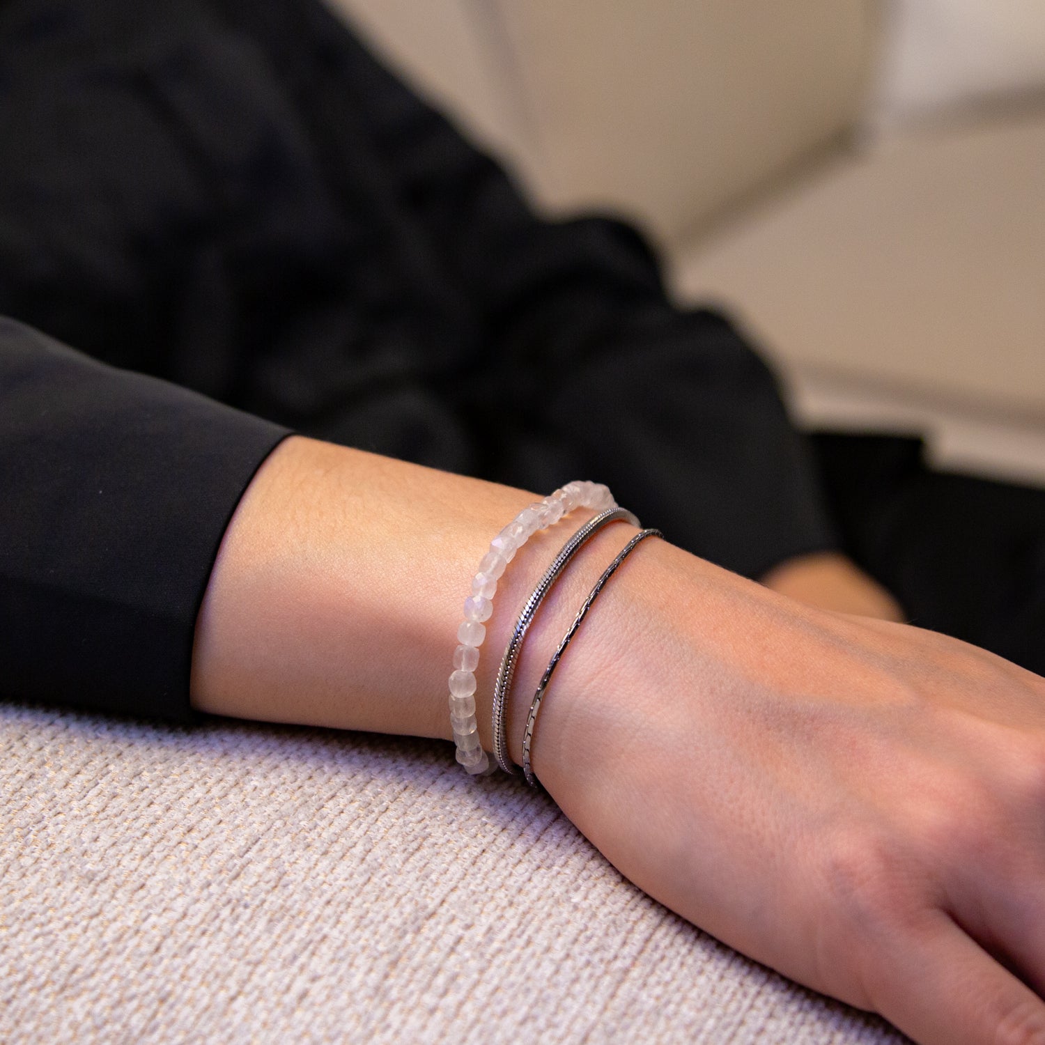 MOONSTONE CUBE ARMBAND FACETTIERT 4MM - SET 2 DAMEN