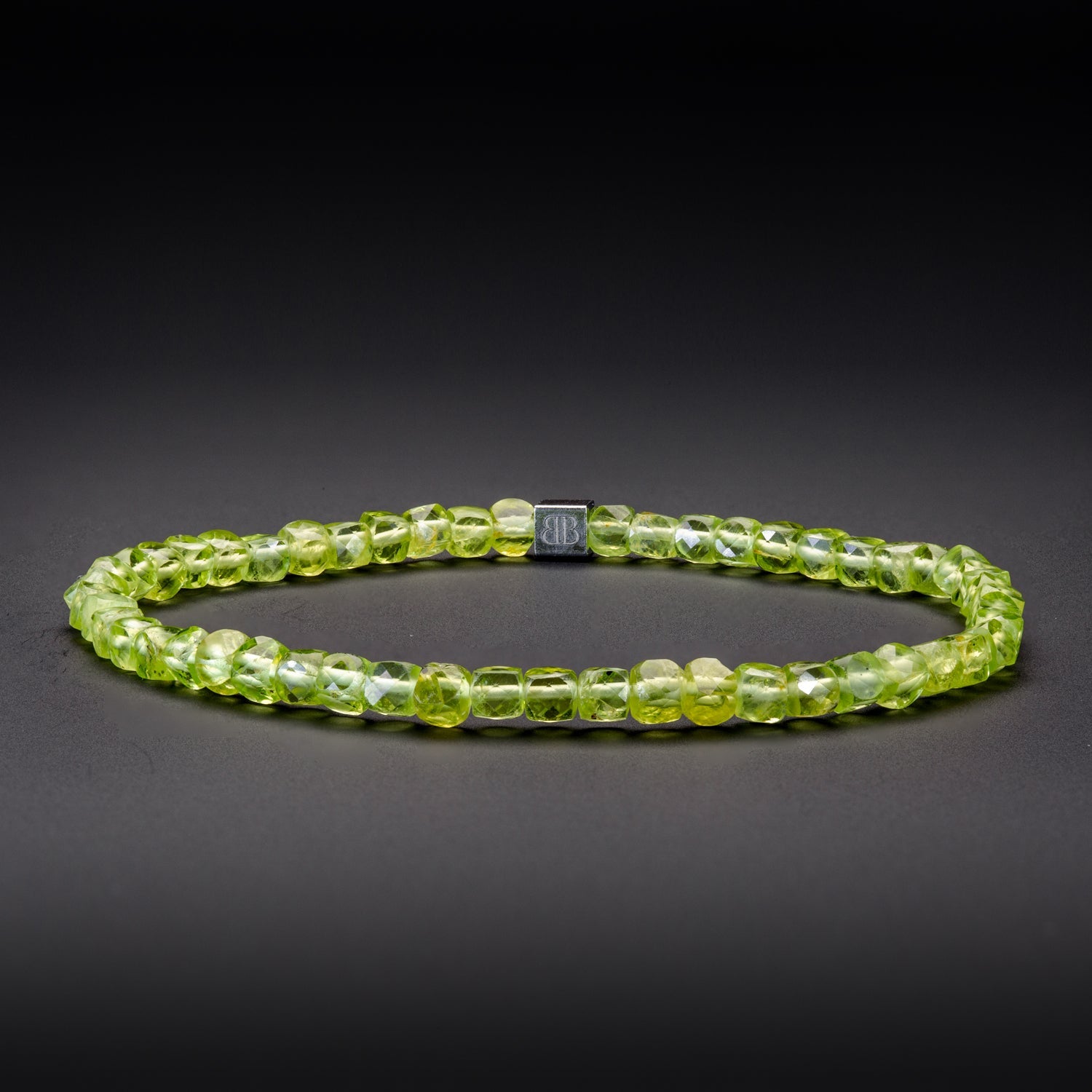 Peridot und Hämatit matt Armband 4mm-Armband-Set (August Geburtsstein) - BONES & BUDDHAS