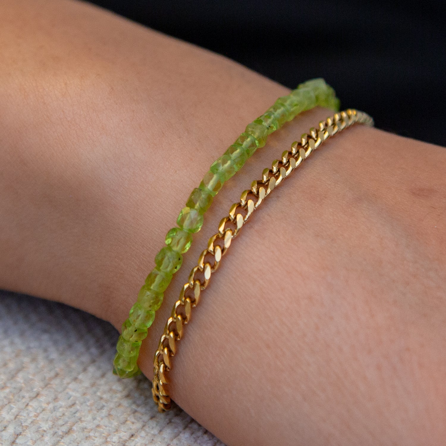 PERIDOT CUBE ARMBAND FACETTIERT 4MM - SET 1 HERREN - BONES & BUDDHAS