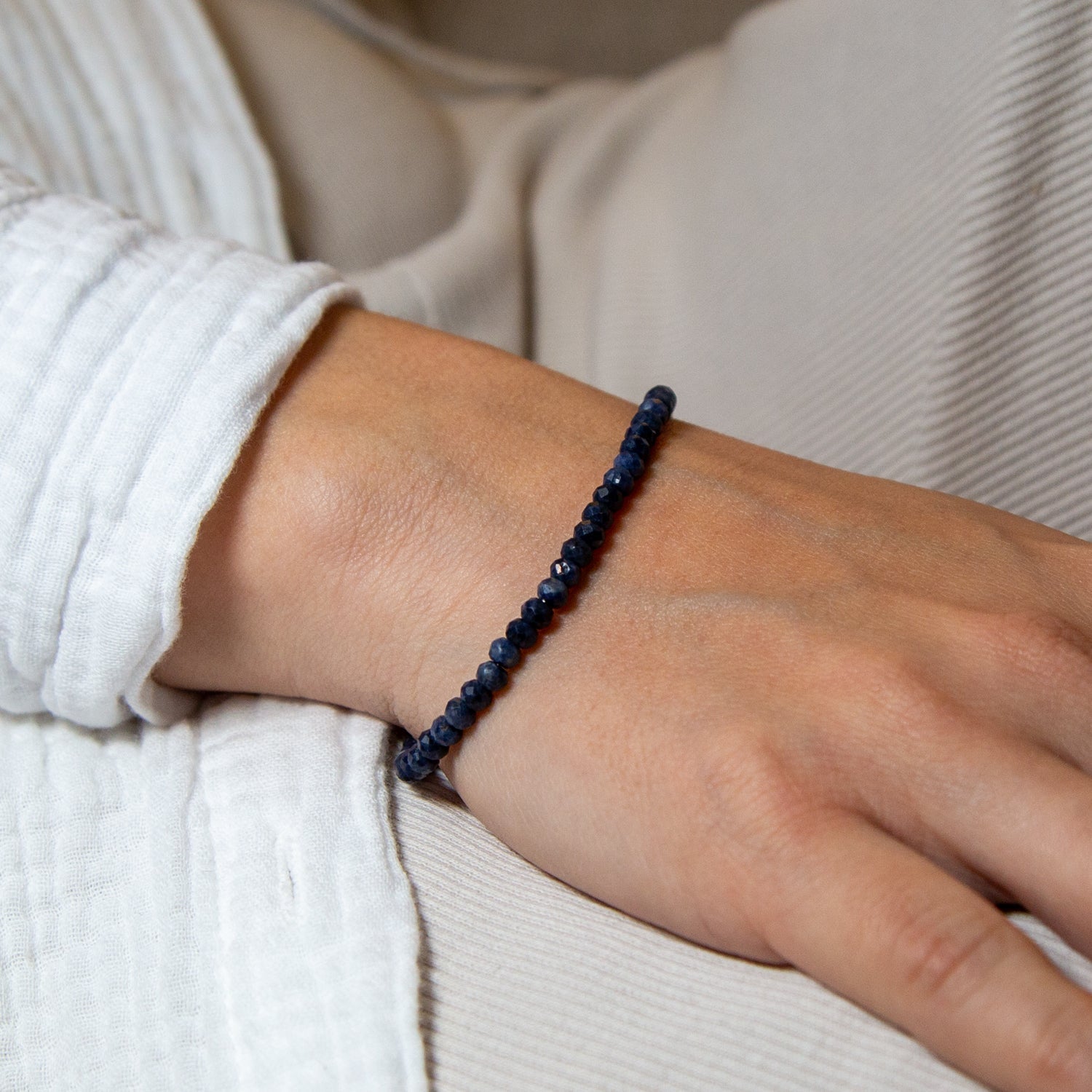 Saphir Armband facettiert 3mm- September Birthstone - BONES & BUDDHAS