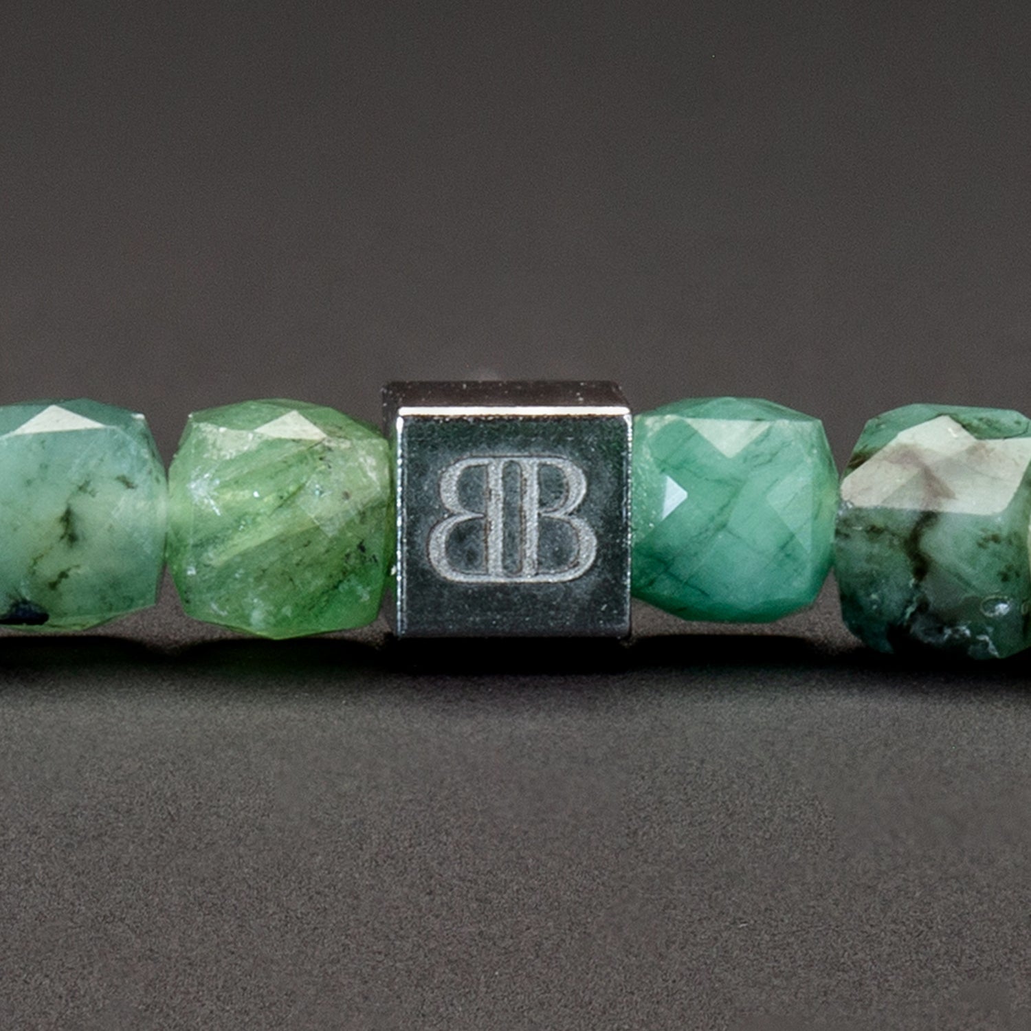 Smaragd und Hämatit matt Armband 4mm-Armband-Set (Mai Geburtsstein) - BONES & BUDDHAS