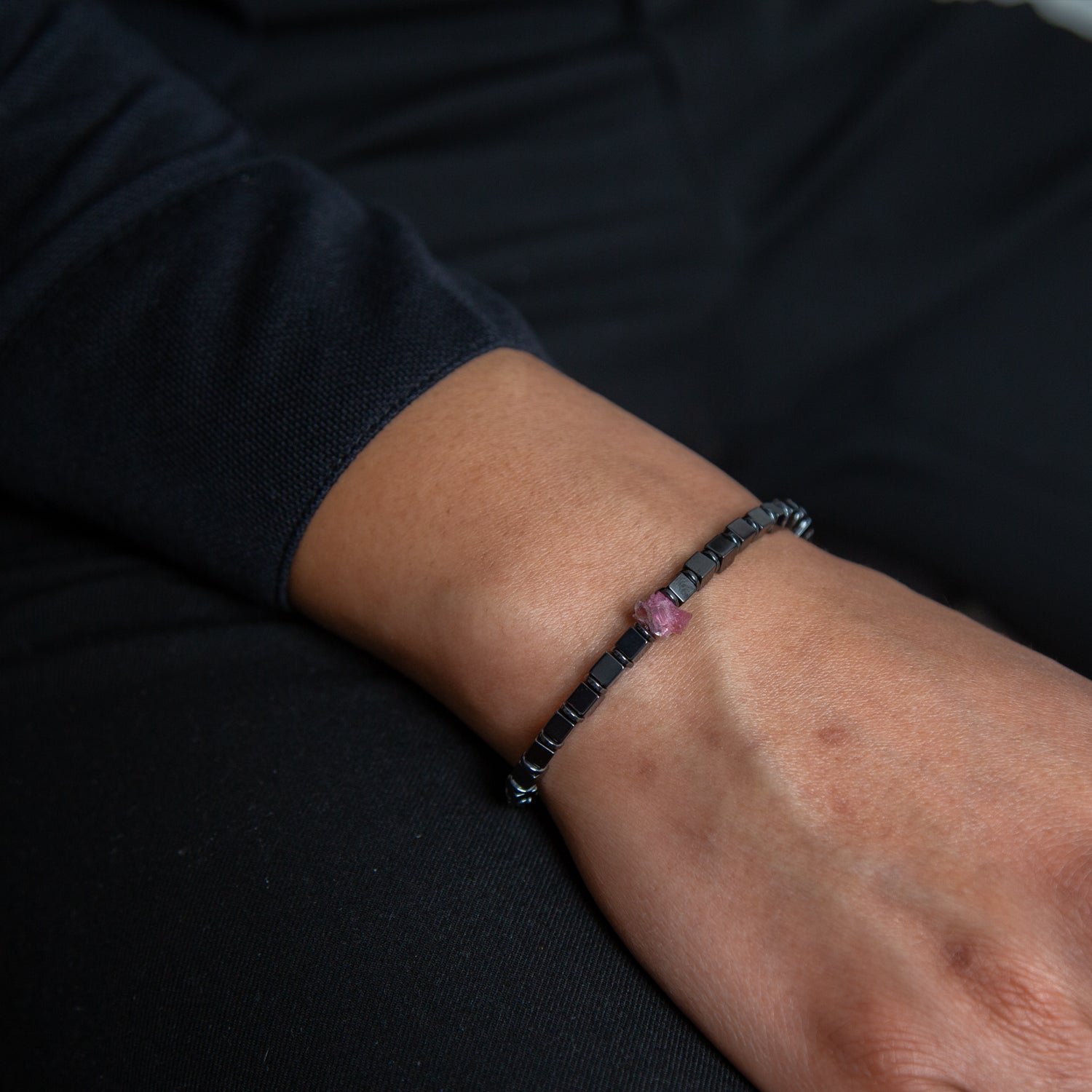Turmalin und Hämatit glossy Armband 4mm- Oktober Birthstone - BONES & BUDDHAS