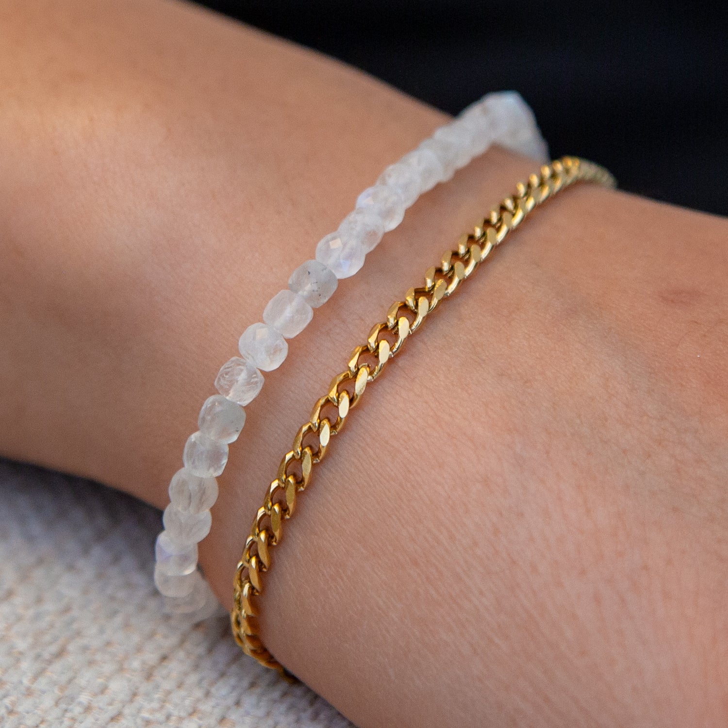 MOONSTONE CUBE ARMBAND FACETTIERT 4MM - SET 1 HERREN
