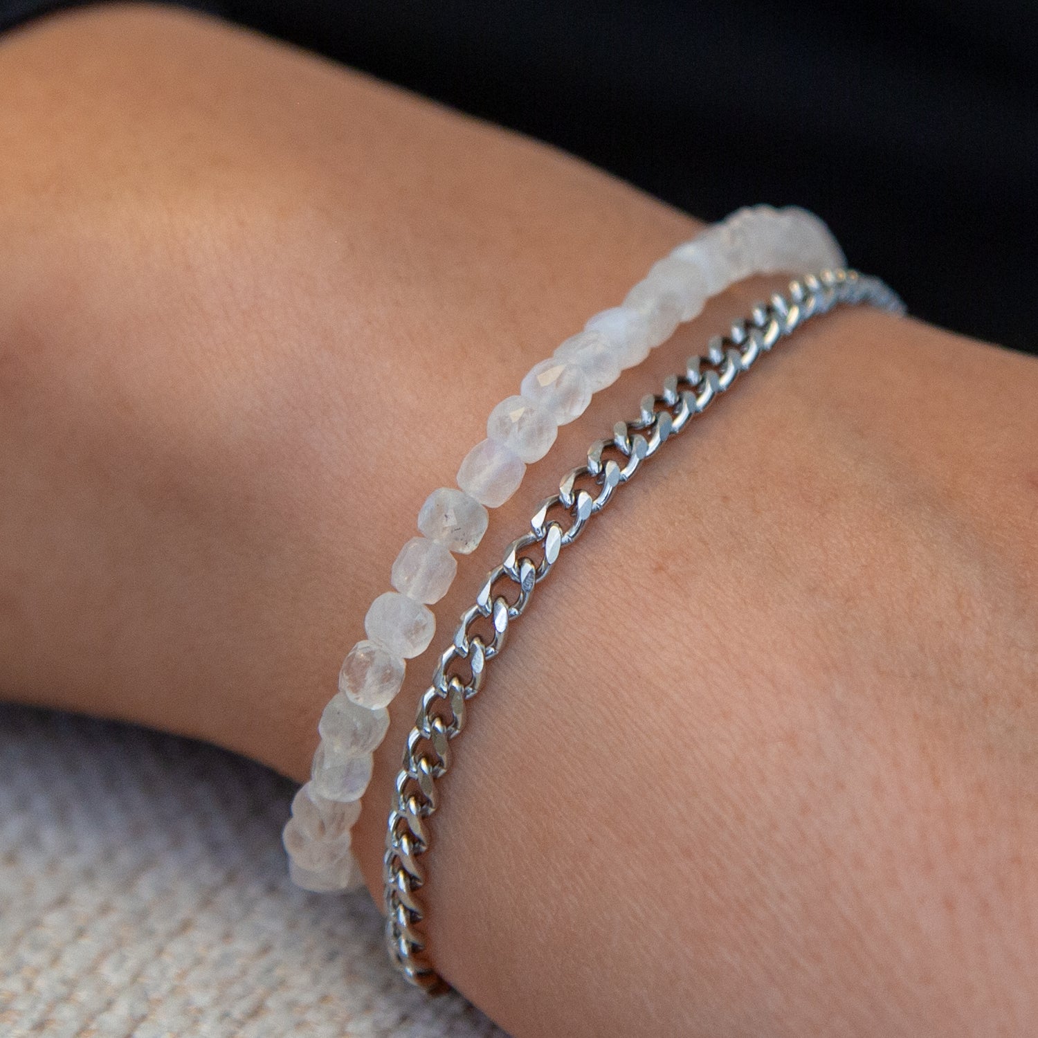 MOONSTONE CUBE ARMBAND FACETTIERT 4MM - SET 1 HERREN