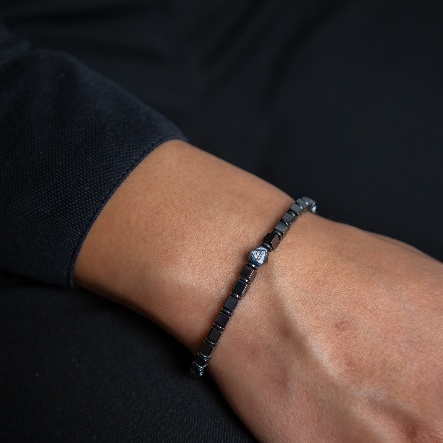 Saphir und Hämatit glossy Armband 4mm- September Birthstone
