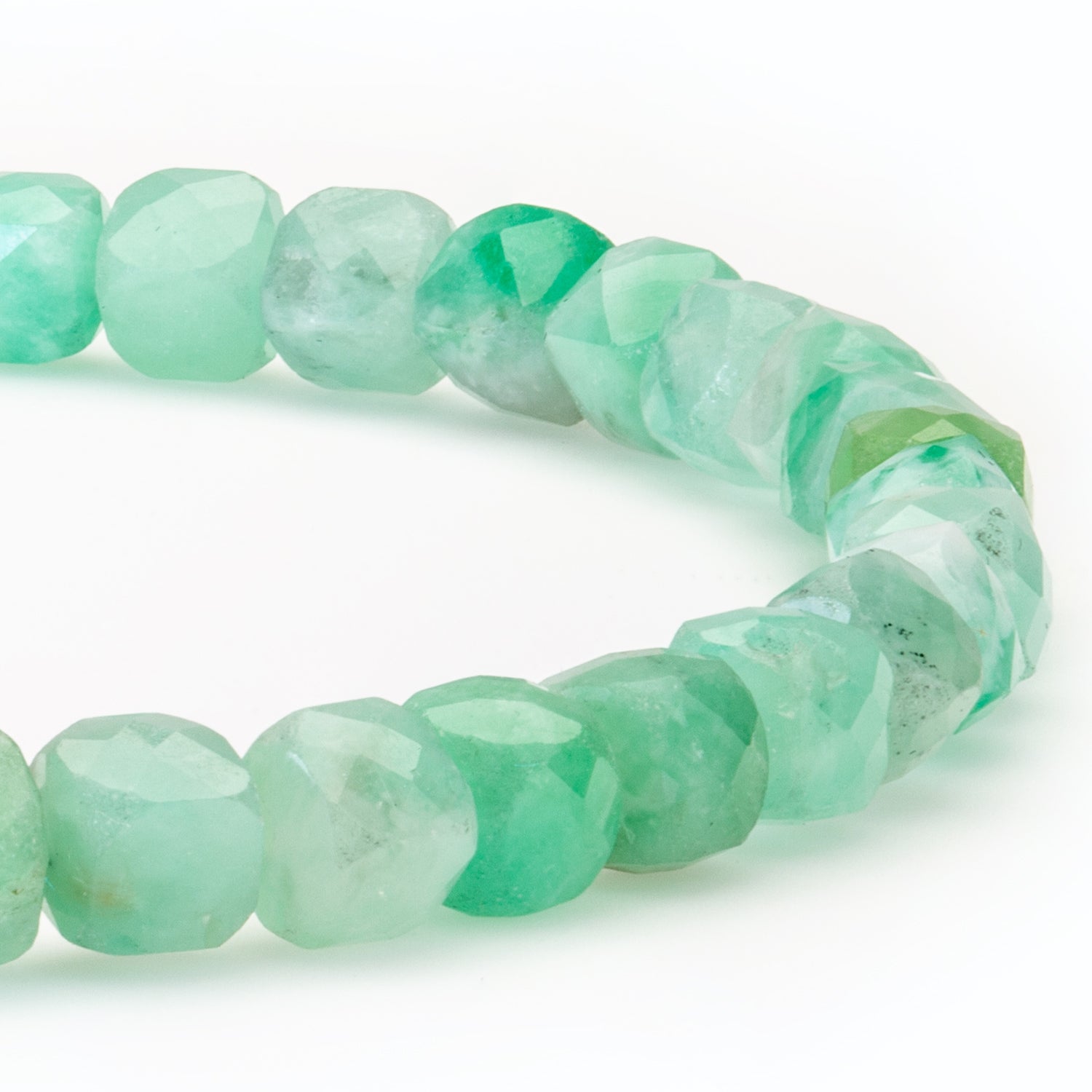 Kolumbianischer Smaragd Cube Armband facettiert 4 mm
